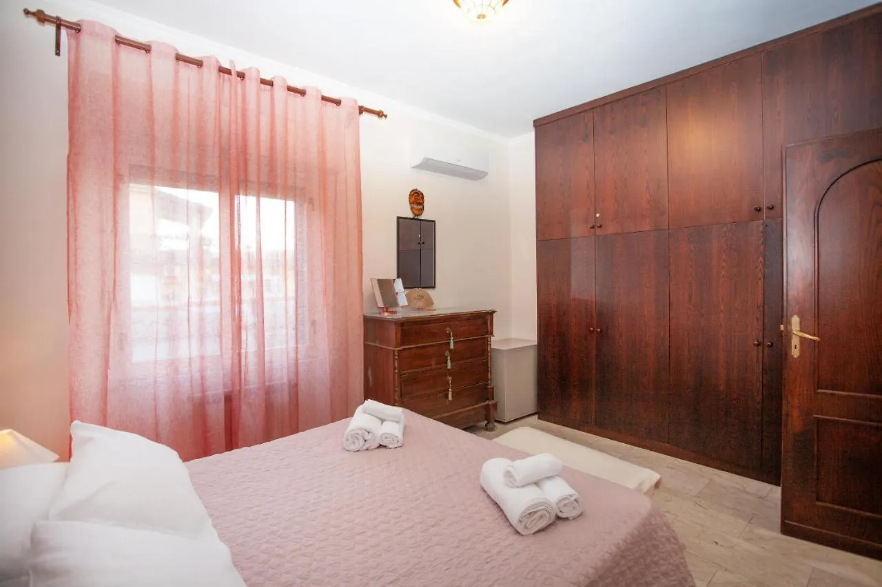 Belvedere House Taormina 0*,