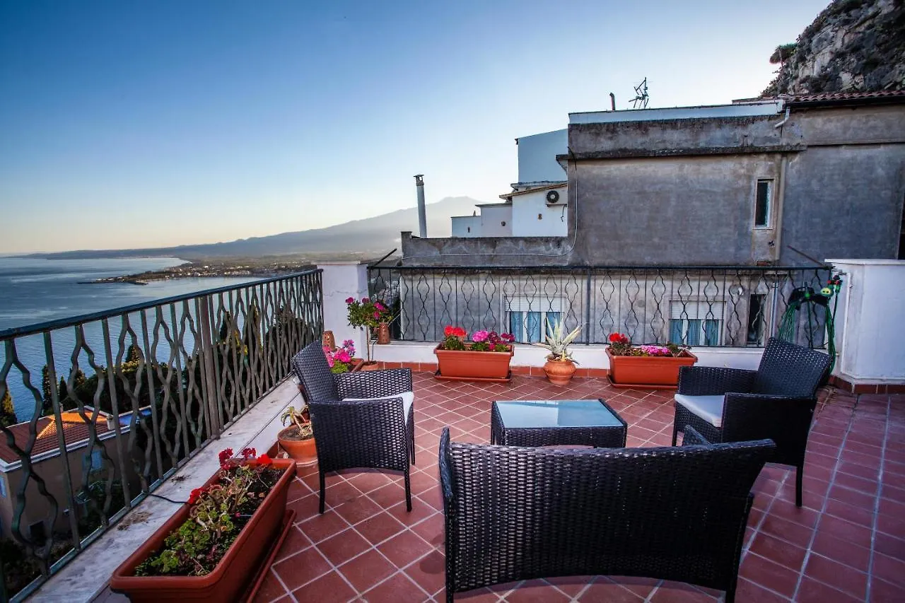 Belvedere House Taormina Włochy