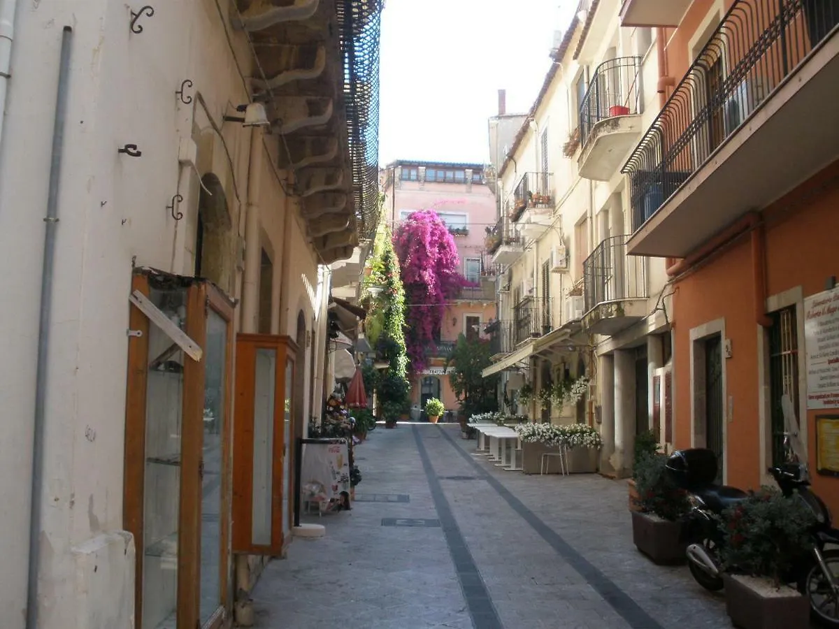Belvedere House Taormina