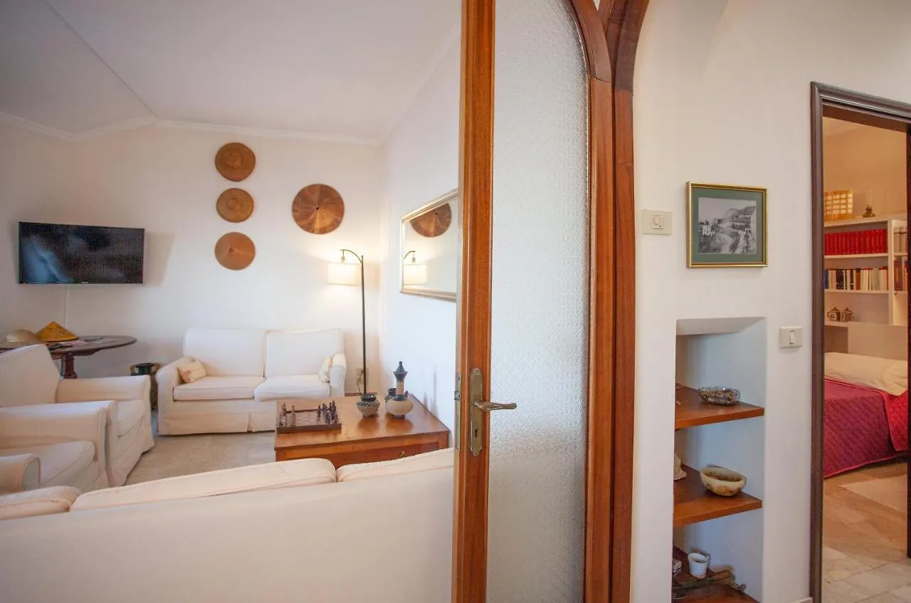 Belvedere House Taormina