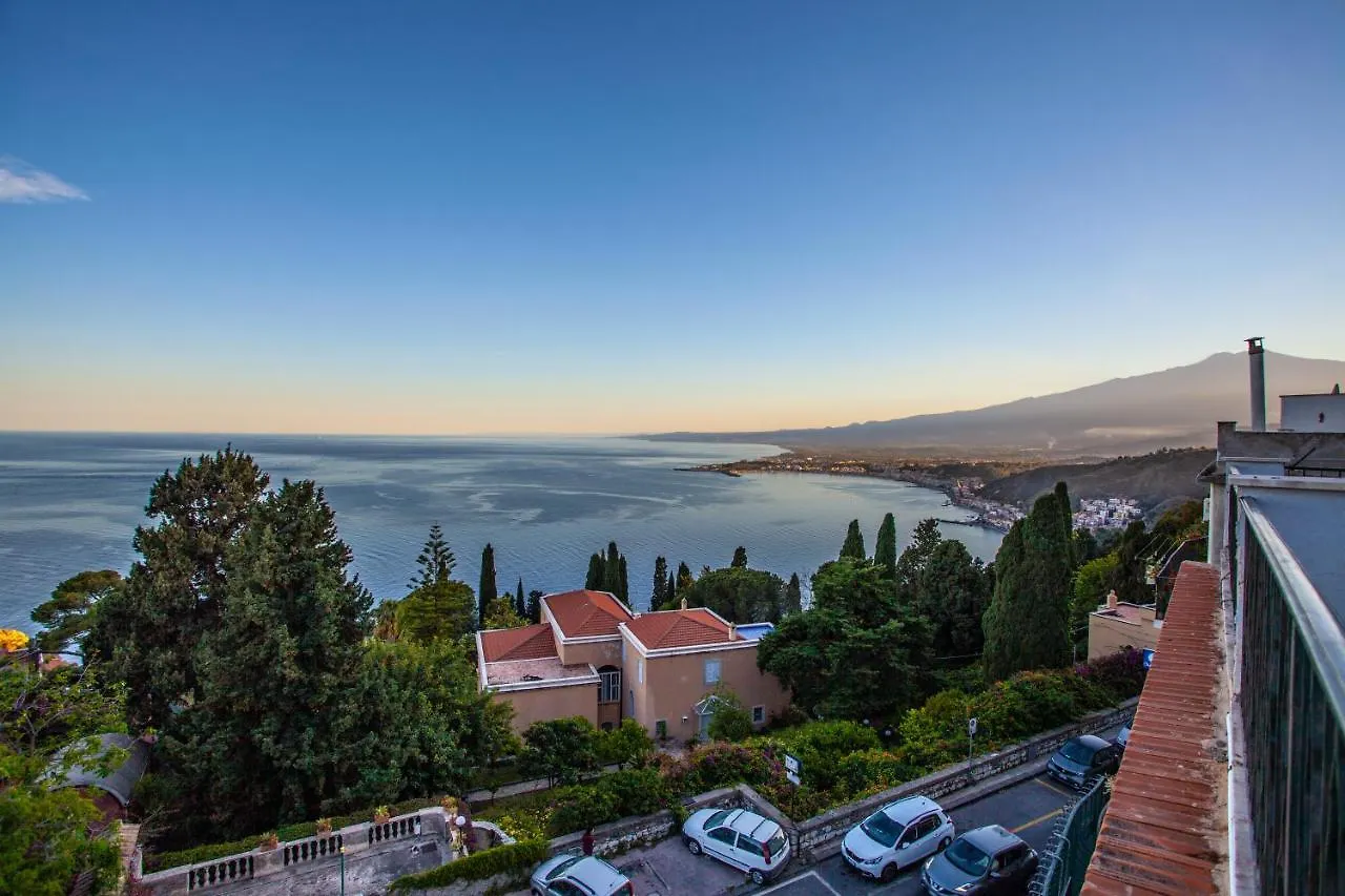 Apartment Belvedere House Taormina