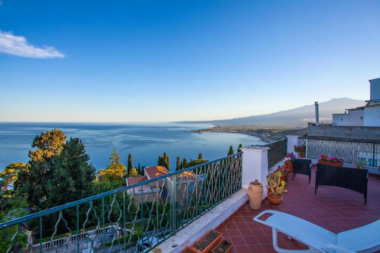 Belvedere House Taormina