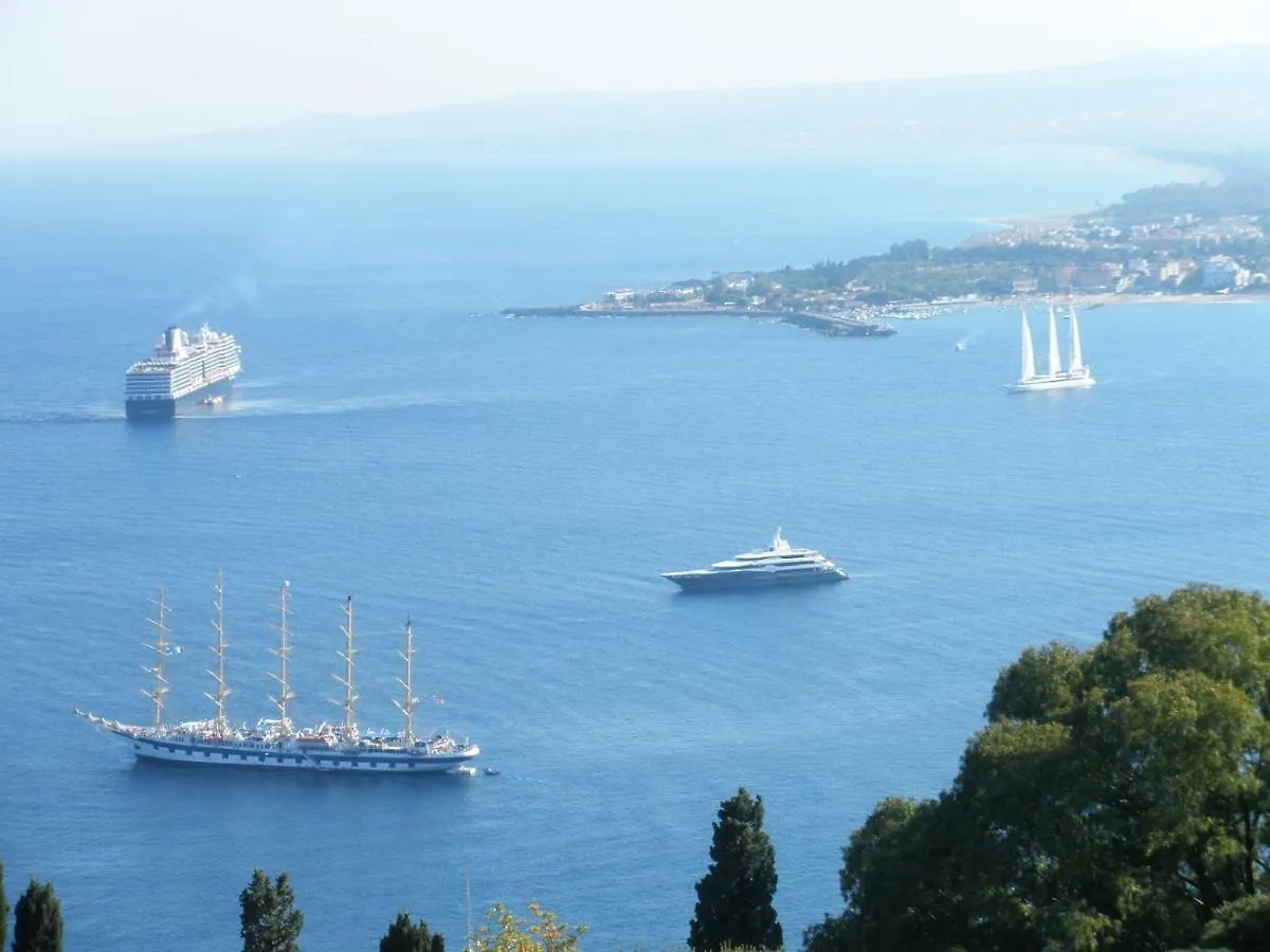 Belvedere House Taormina